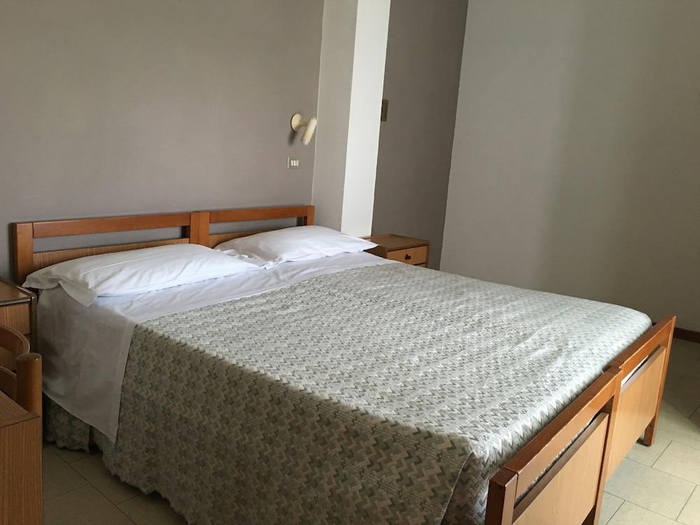 Hotel Plutone Cervia Luaran gambar