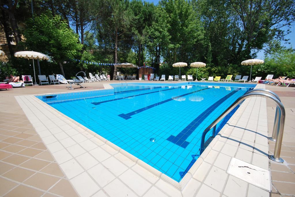 Hotel Plutone Cervia Luaran gambar