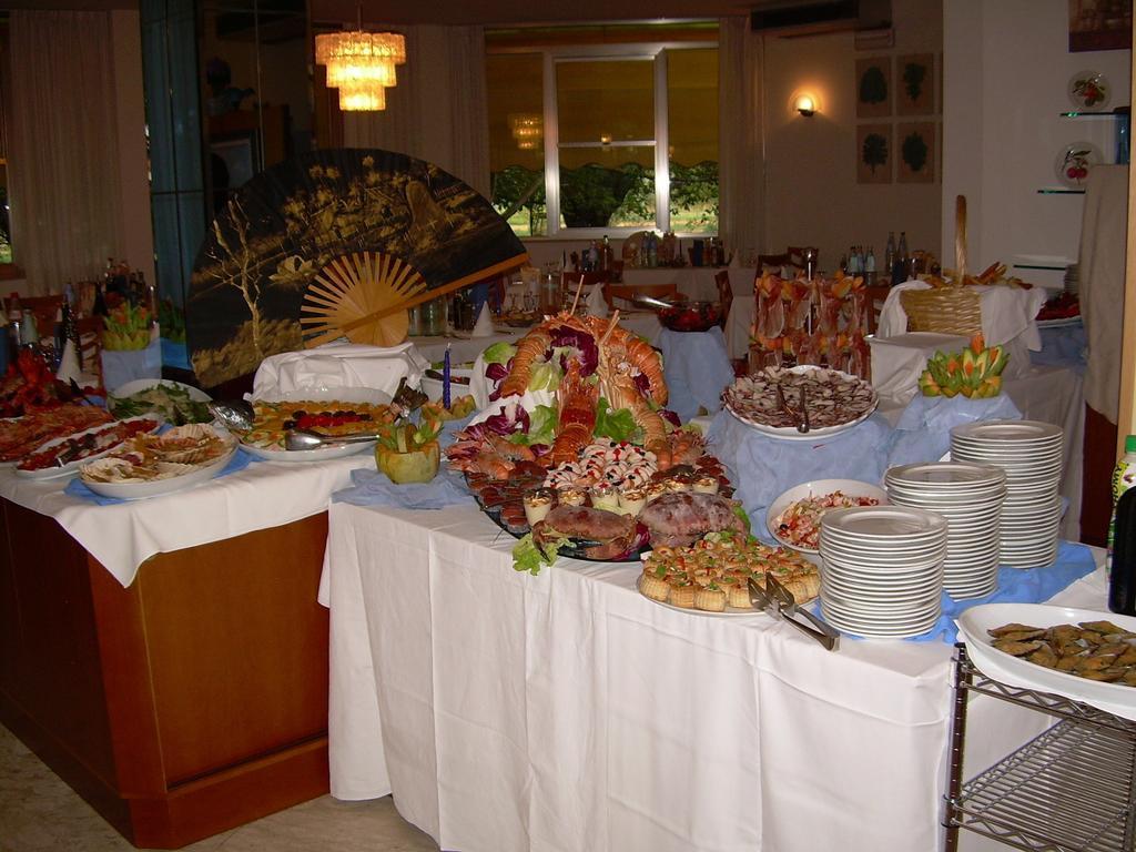 Hotel Plutone Cervia Luaran gambar