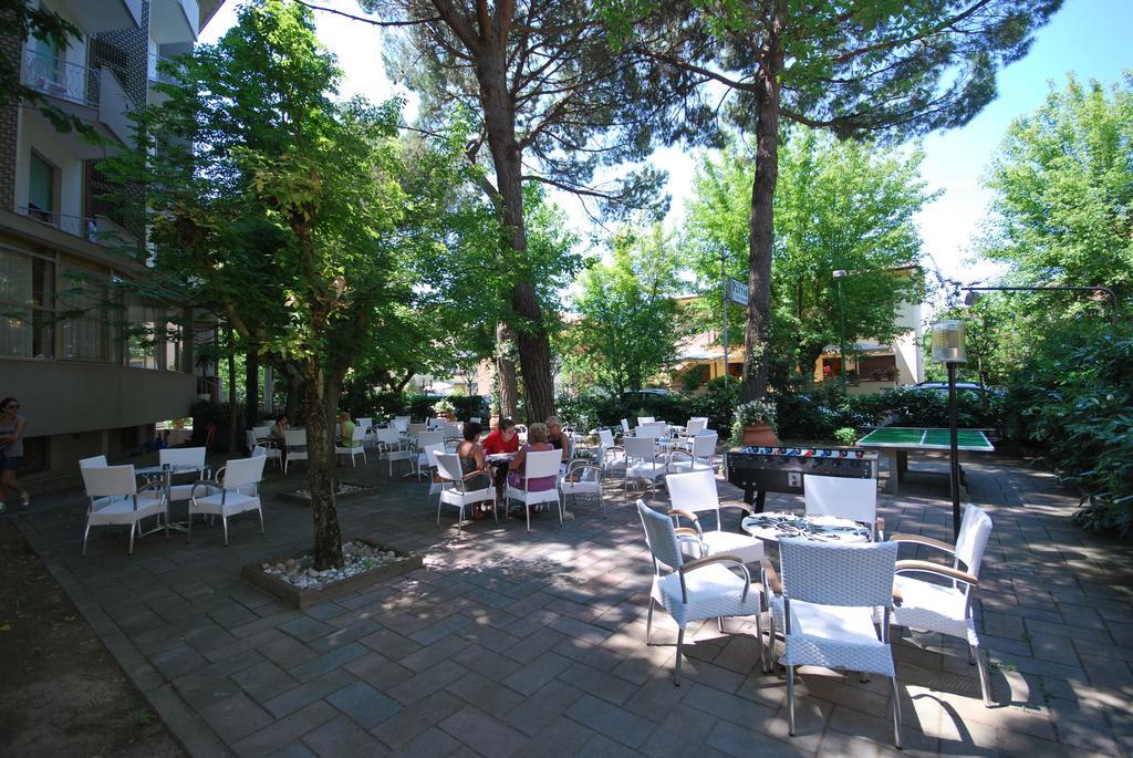 Hotel Plutone Cervia Luaran gambar