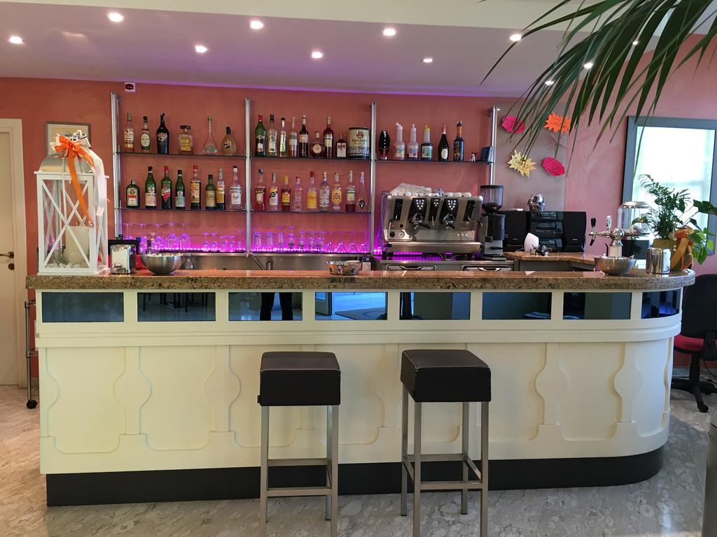 Hotel Plutone Cervia Luaran gambar