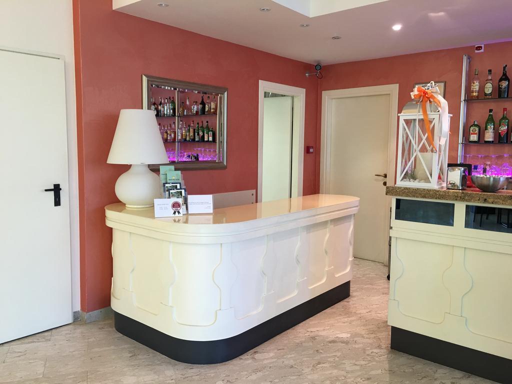 Hotel Plutone Cervia Luaran gambar